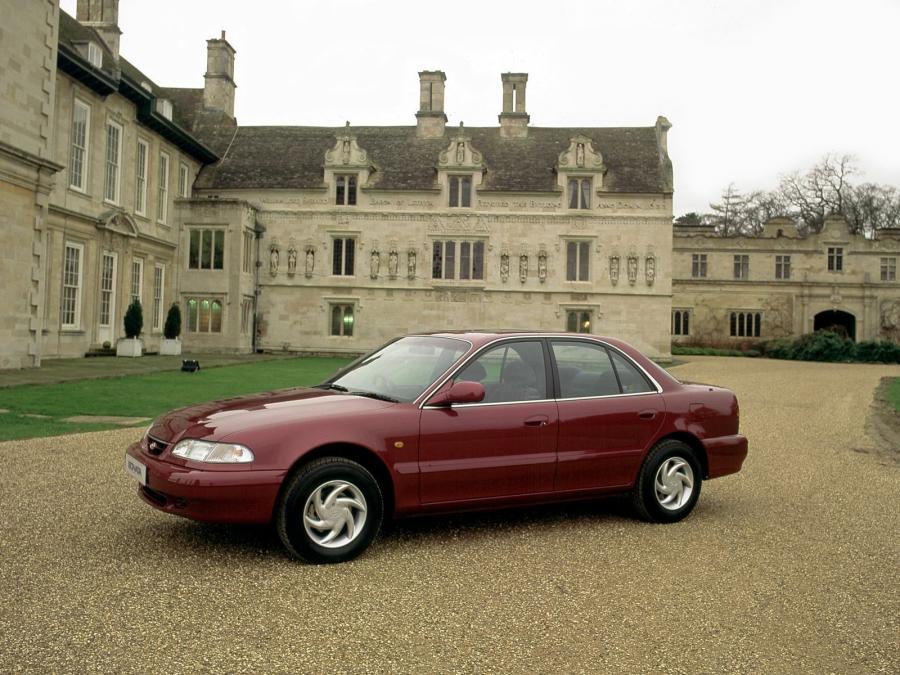  Hyundai Sonata 1993 года  (UK) (фото 2 из 2)